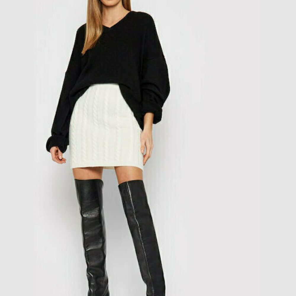 NWOT Small GUESS White Cream Diane Sweater Pull On Stretchy Cable Knit Skirt New